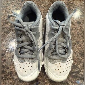 Kids Nike baseball cleats size 10c